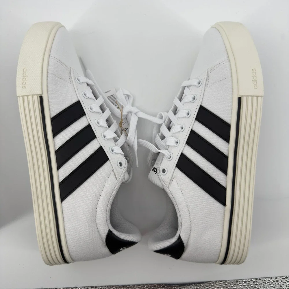 Adidas Daily 4.0 Sneakers Lace Up Skateboarding White‎ Black Men 8/Women 9 NWB